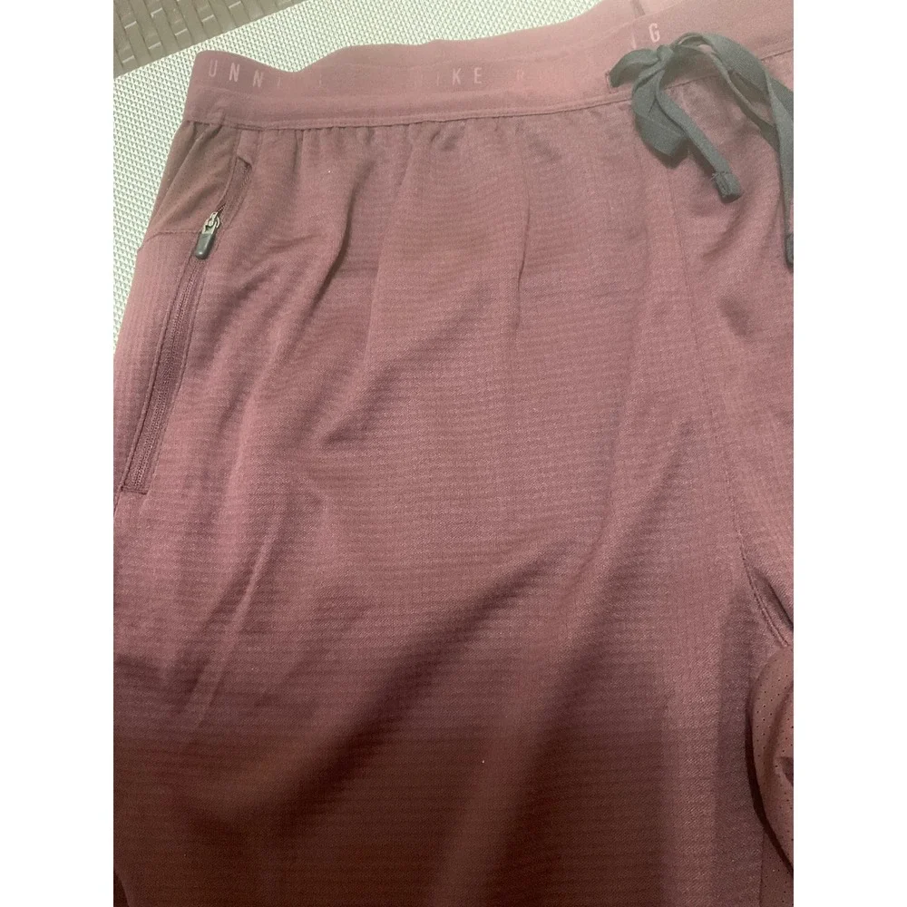 Nike Stride Running Pants Mens L Burgundy  With Tags Dri-FIT Tapered 23in Inseam